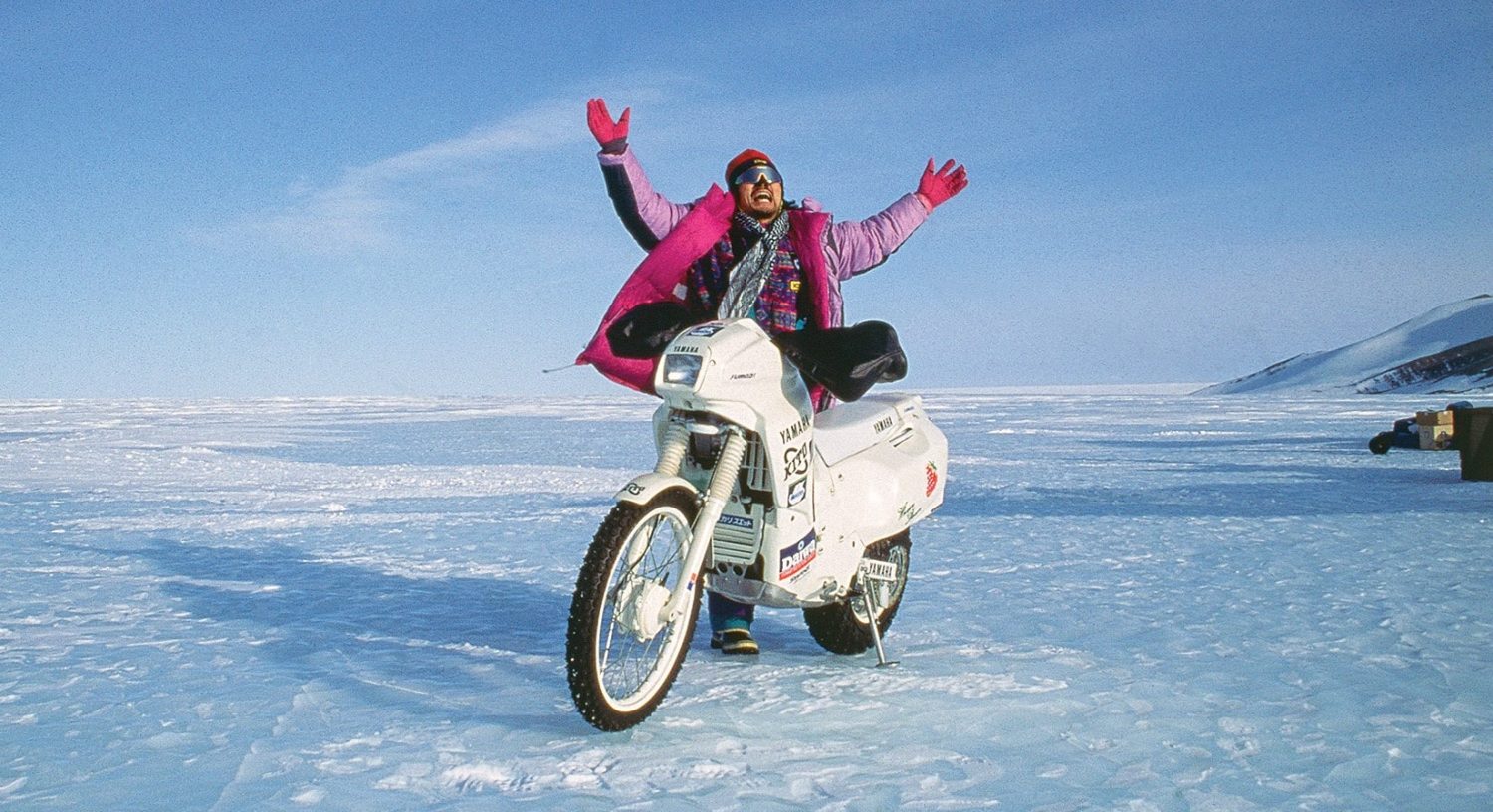 Шинджи Казама - първият покорил полюсите с мотоциклет и достигнал 6005 м на Еверест с двуколесно