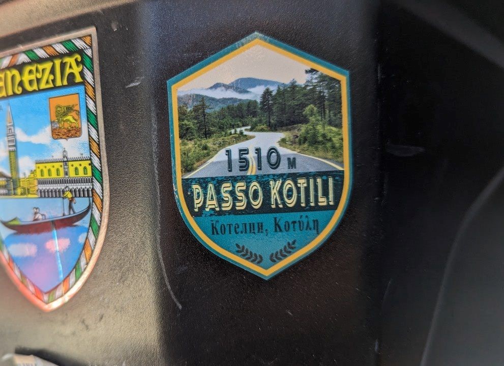 СТИКЕР Проходът Котили - Passo Kotili
