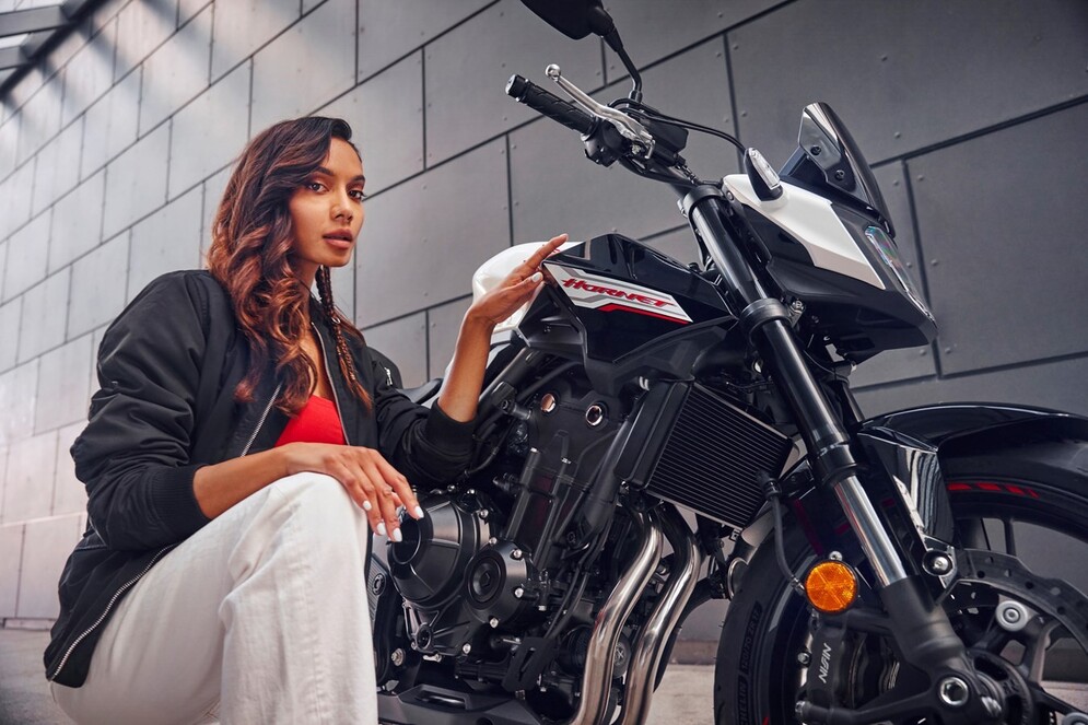 500-кубиков Hornet в гамата на Honda за 2024